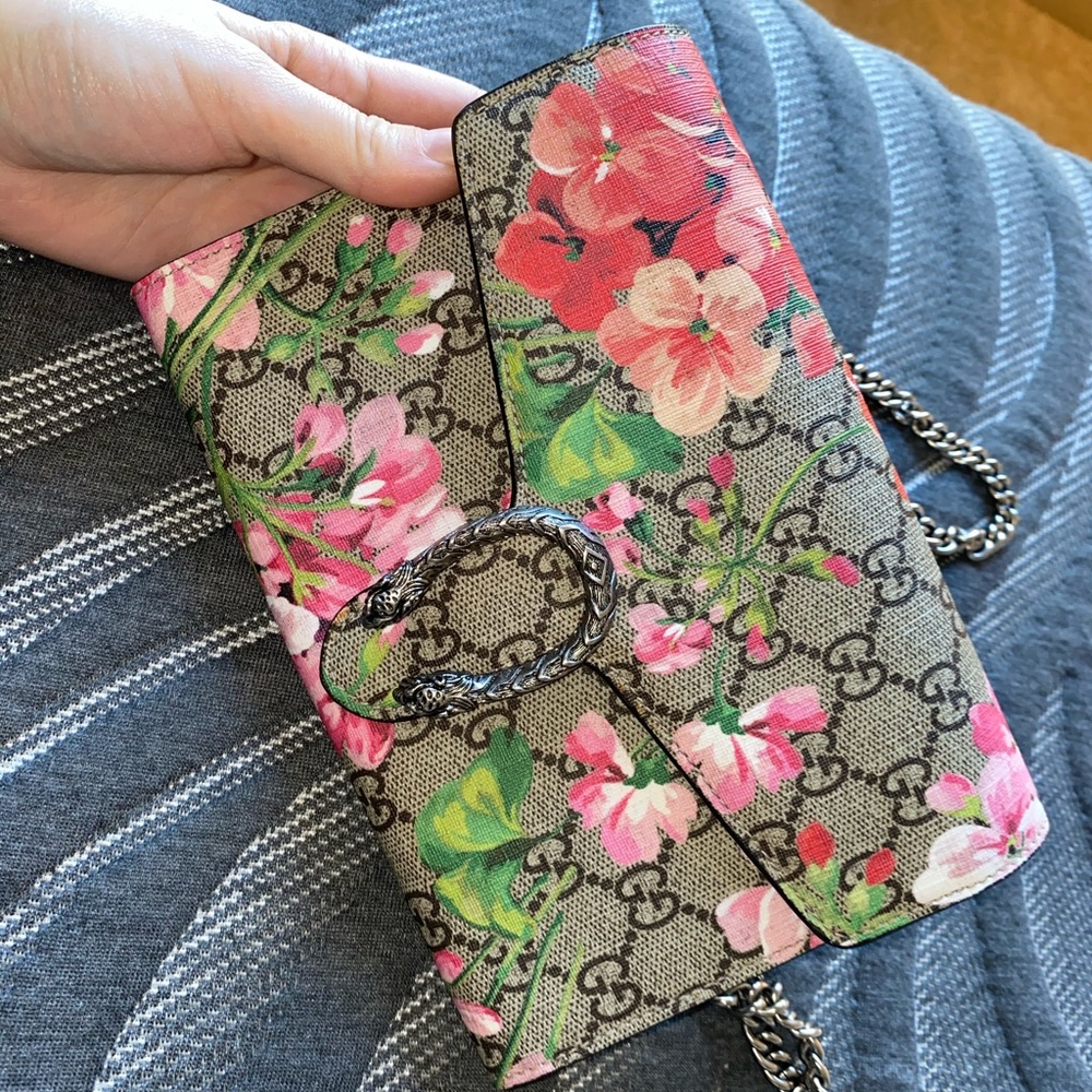 Gucci Blossom Crossbody 🖤